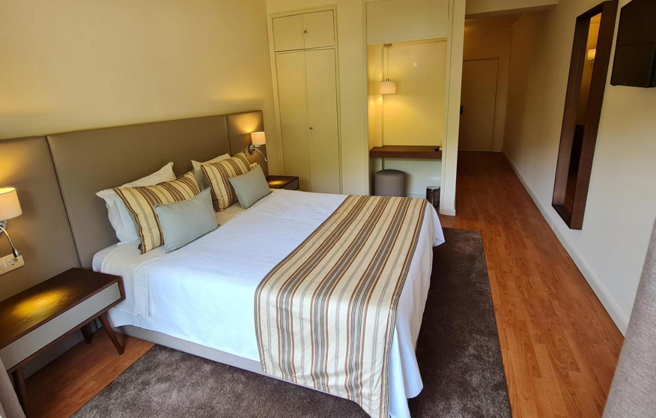 Hotel Eden ลูโซ ภายนอก รูปภาพ