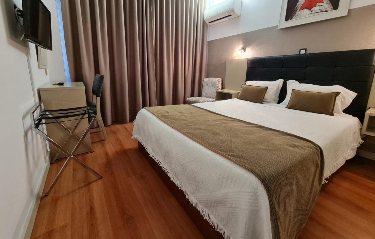 Hotel Eden ลูโซ ภายนอก รูปภาพ